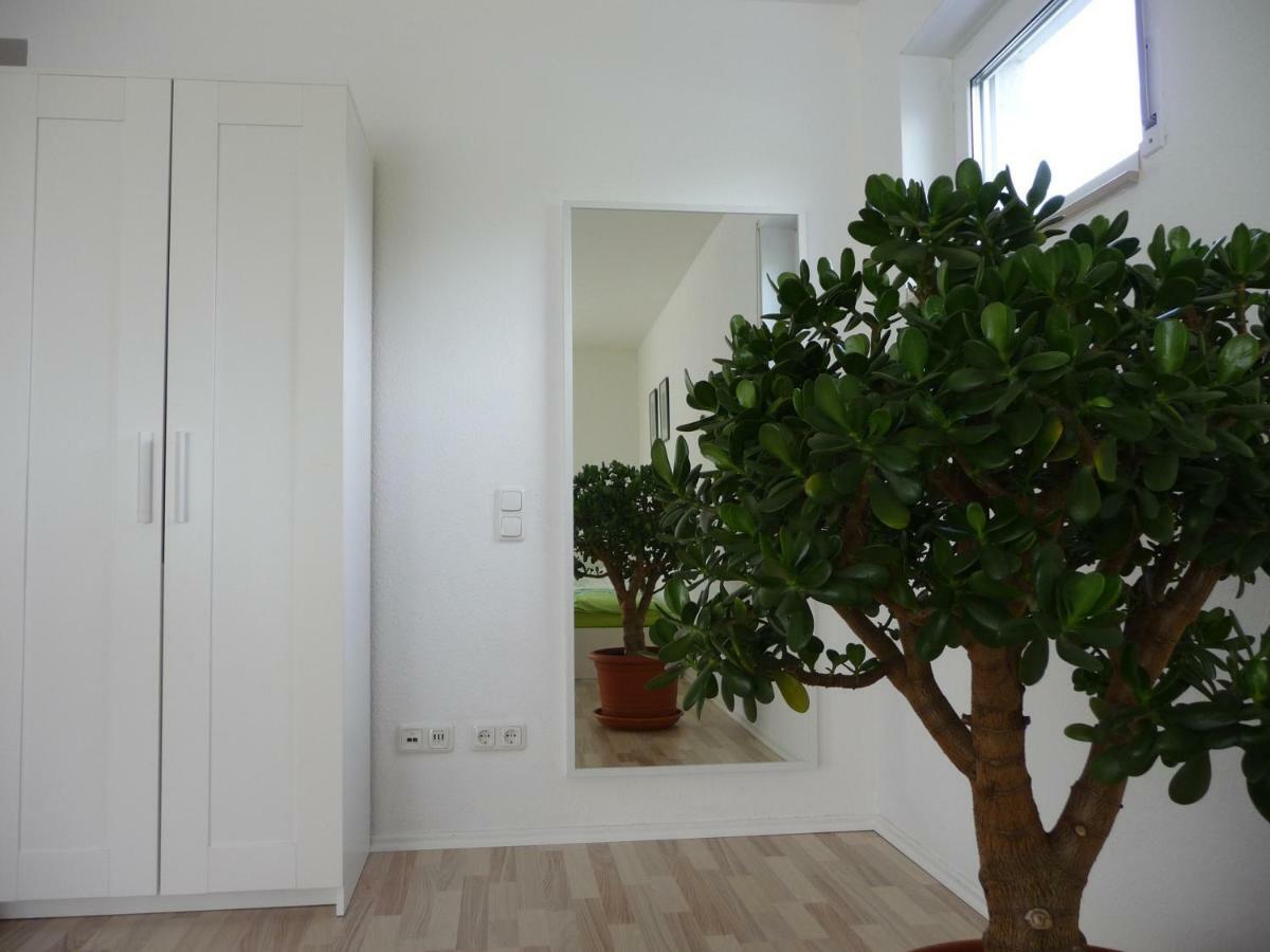 Gästeappartement Zimmergrün - Die grüne Oase Mönchengladbach Exterior foto